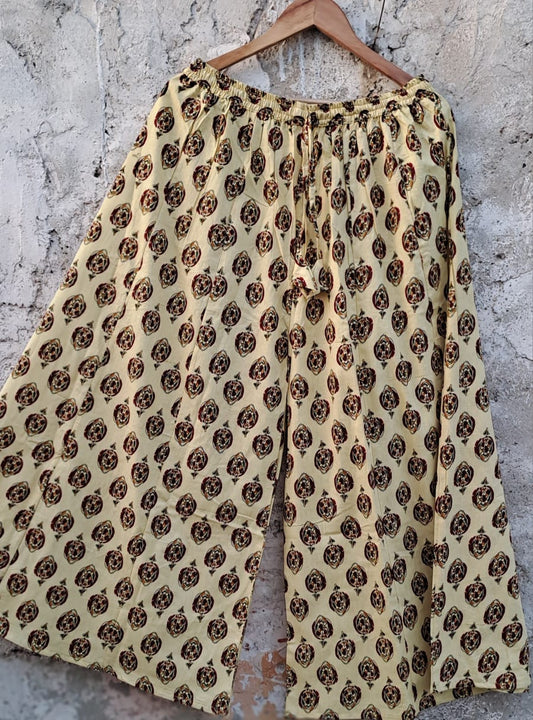 Kaarkhana Printed Regular Flared Cotton Casual Women's Palazzo (Free Size)